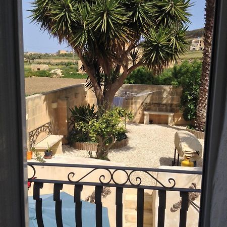 Anna Karistu Accommodation Kerċem Kültér fotó