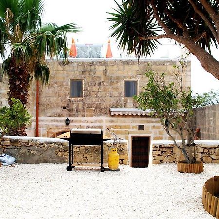 Anna Karistu Accommodation Kerċem Kültér fotó